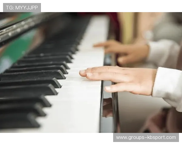 弹钢琴的手是否能提高打游戏的反应速度和操作精准度分析